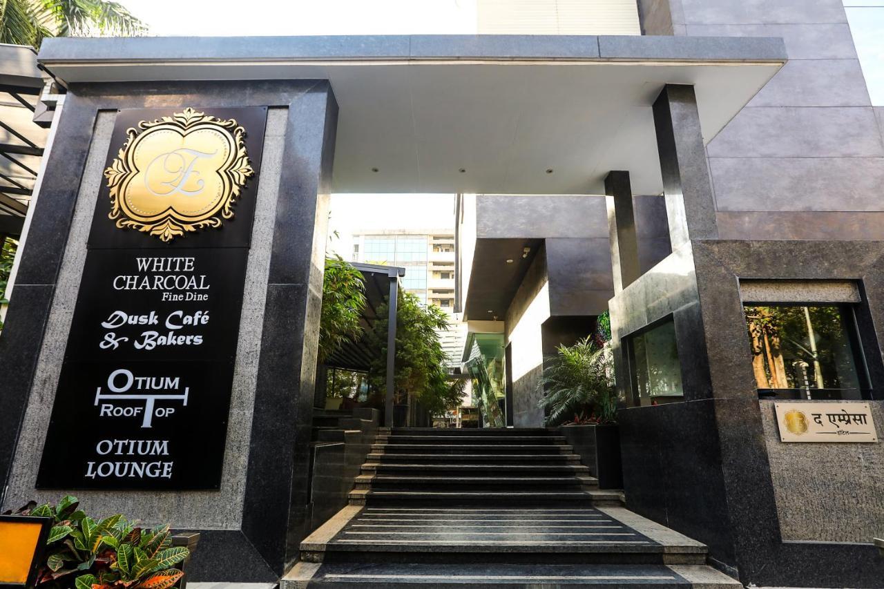 The Empresa Hotel Мумбаи Экстерьер фото