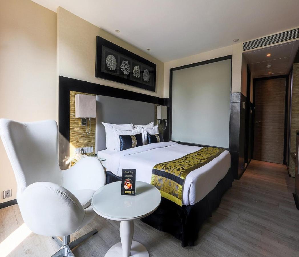 The Empresa Hotel Мумбаи Экстерьер фото