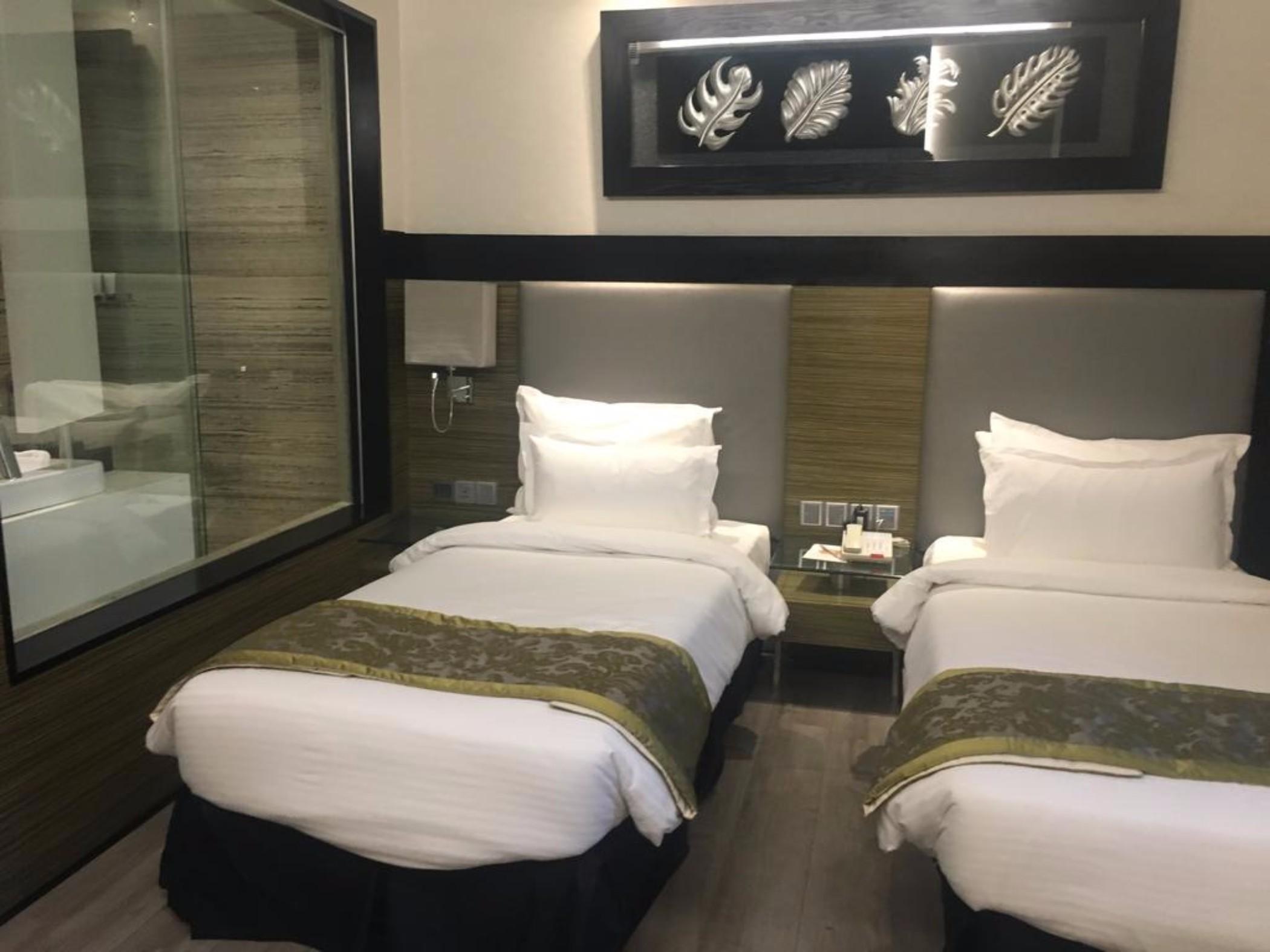 The Empresa Hotel Мумбаи Экстерьер фото