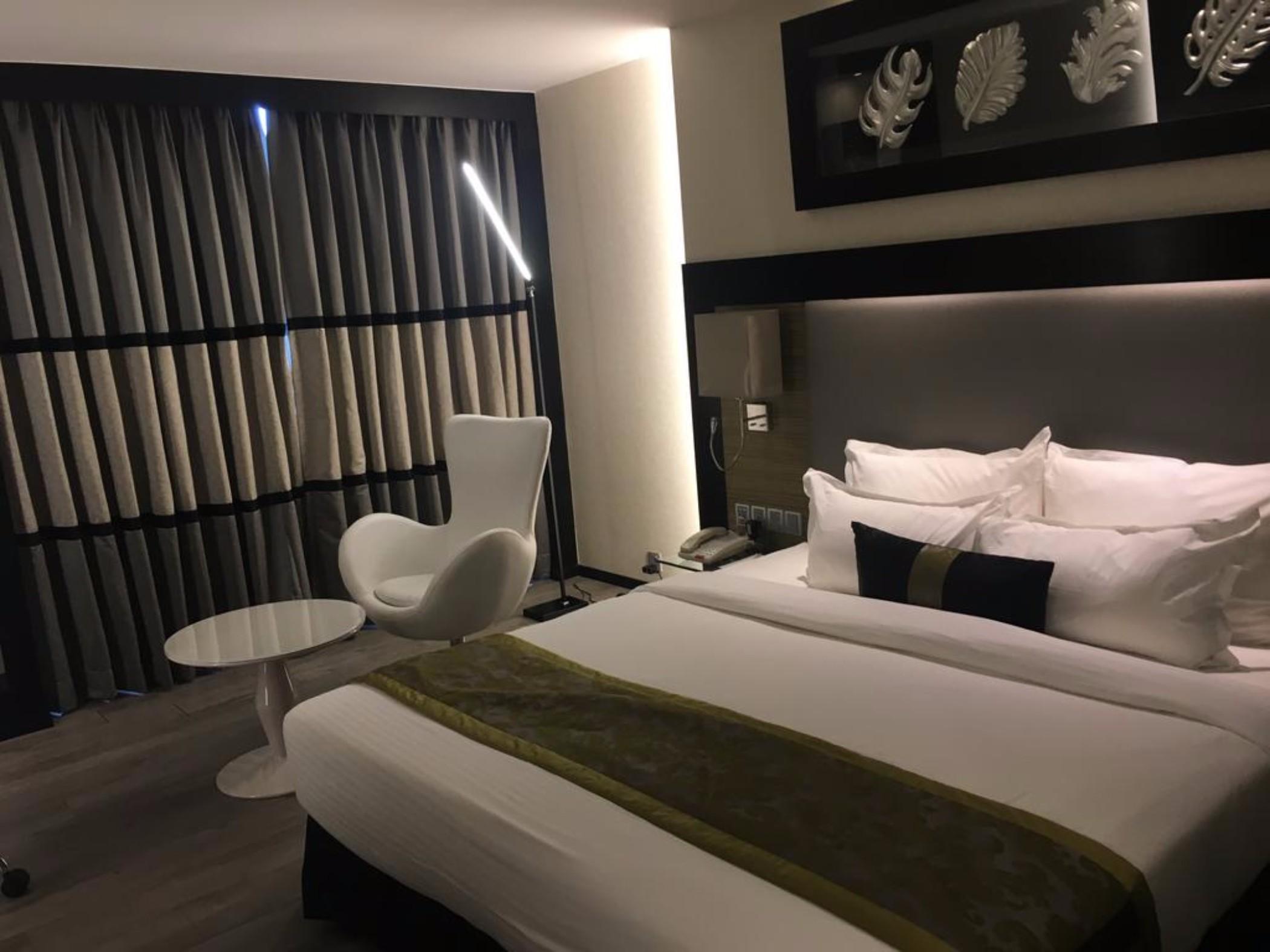 The Empresa Hotel Мумбаи Экстерьер фото
